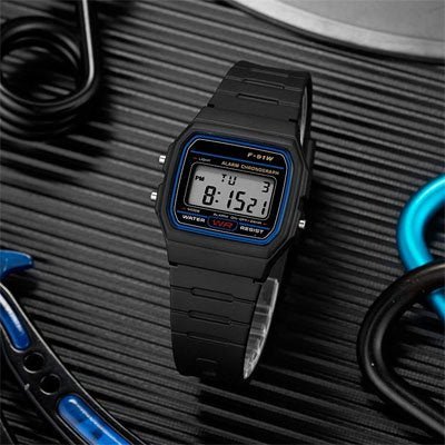 Montre enfant | F - 91W Résistante - Euroshopmédia